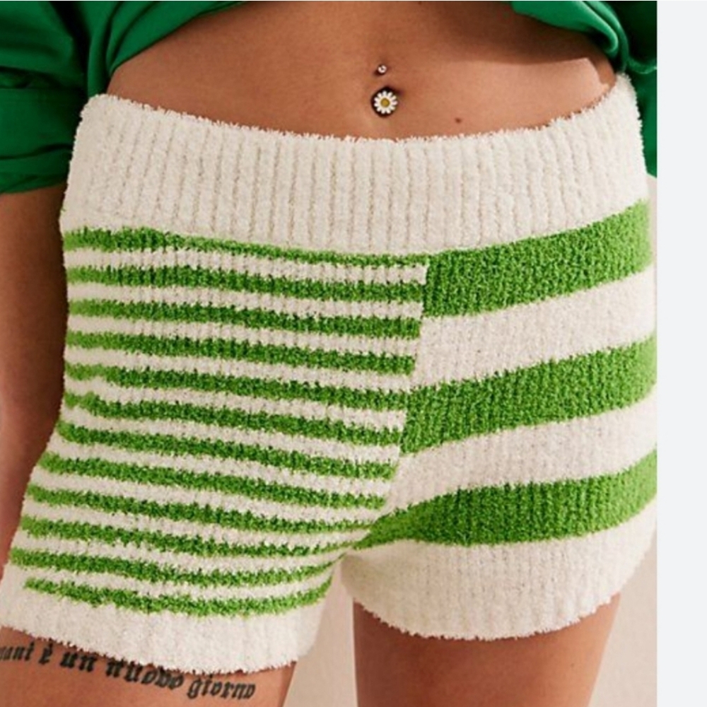 Free Peopleโ FP beach Orlanda white and green striped fuzzy terry Shorts size XS